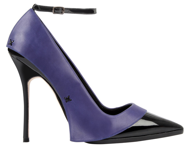  :    Manolo Blahnik