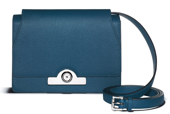  :  Moynat